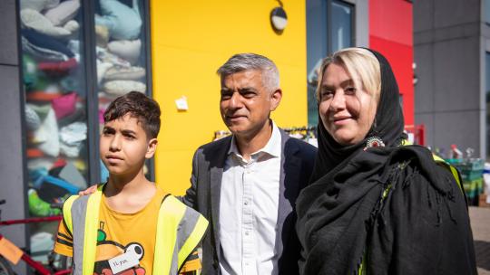 The Mayor of London at the Lewisham Donation Hub with members of the public.