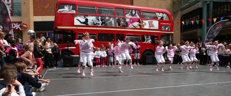 Big Dance Bus, Farnham Festival